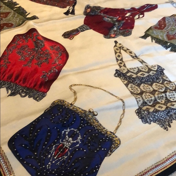 Metropolitan Museum of Art vintage scarf NWOT - Picture 4 of 7